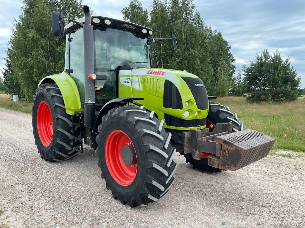 CLAAS Arion 640 Tractors
