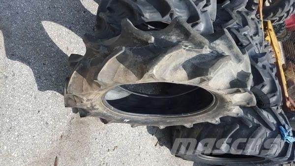  Pneus 9.5-24 Tyres, wheels and rims