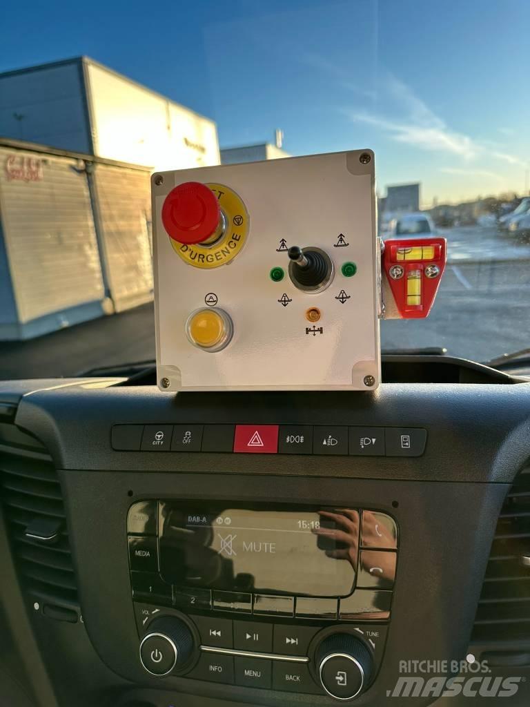 Klubb K42P Truck mounted platforms