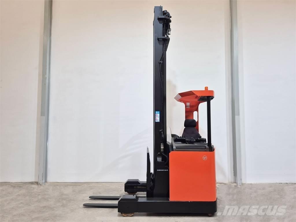 BT RRB 3 Reach truck