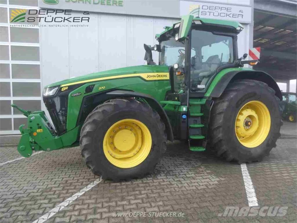 John Deere 8R 370 Tractors