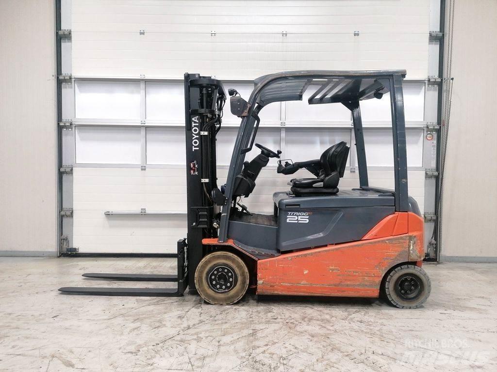 Toyota 8FBMT25 Electric forklift trucks