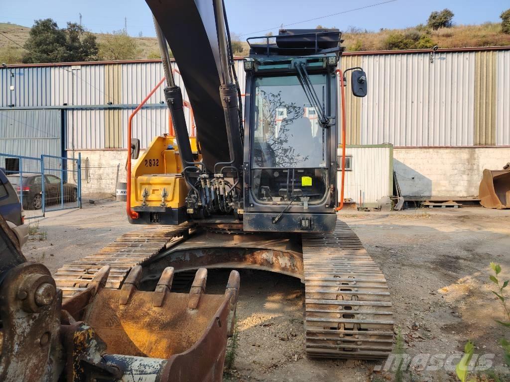 Volvo EC 220 E Crawler excavators