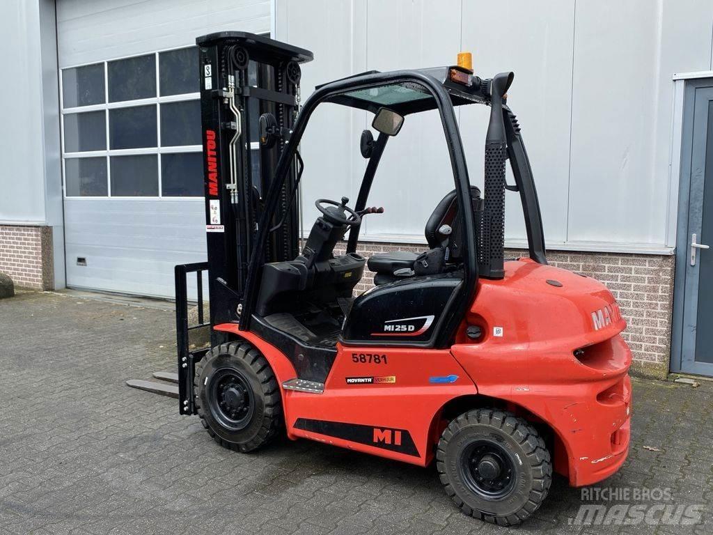 Manitou MI 25 Diesel trucks
