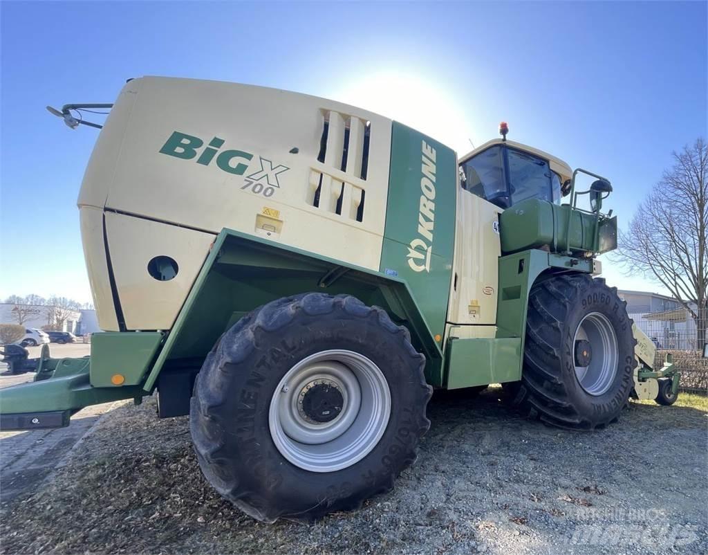 Krone BIG x 700 Forage harvesters