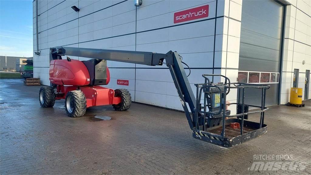 JLG 800AJ Articulated boom lifts