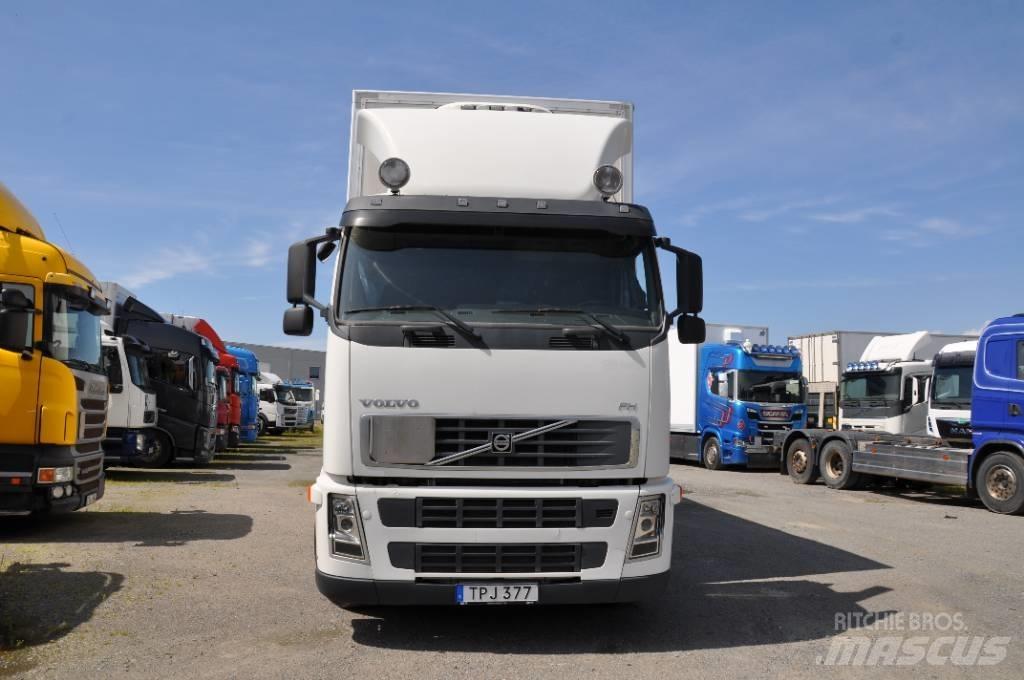 Volvo FH440 6X2 Box trucks