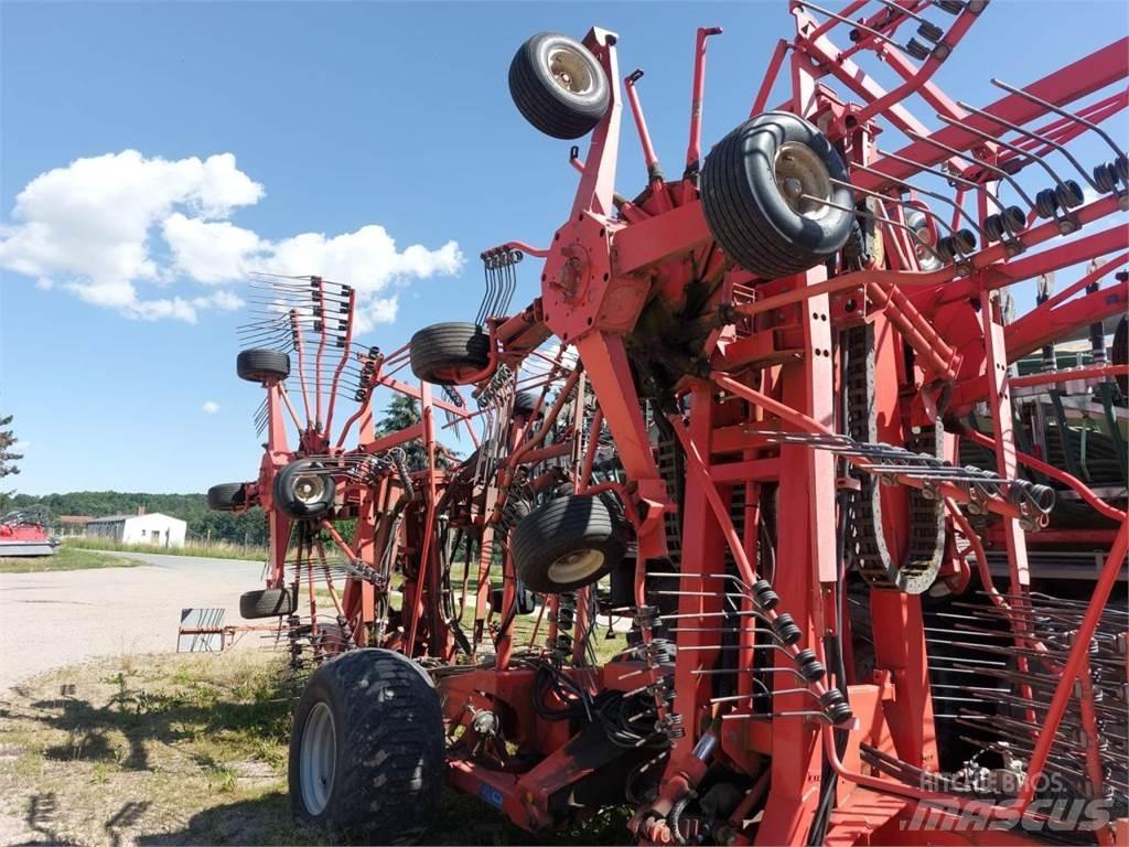 Kuhn GA 15021 Windrowers