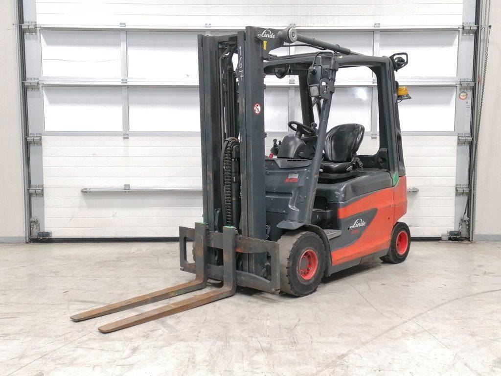 Linde E25-01 Electric forklift trucks