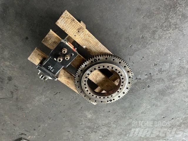 Manitou 105 VJR Truck mounted platforms