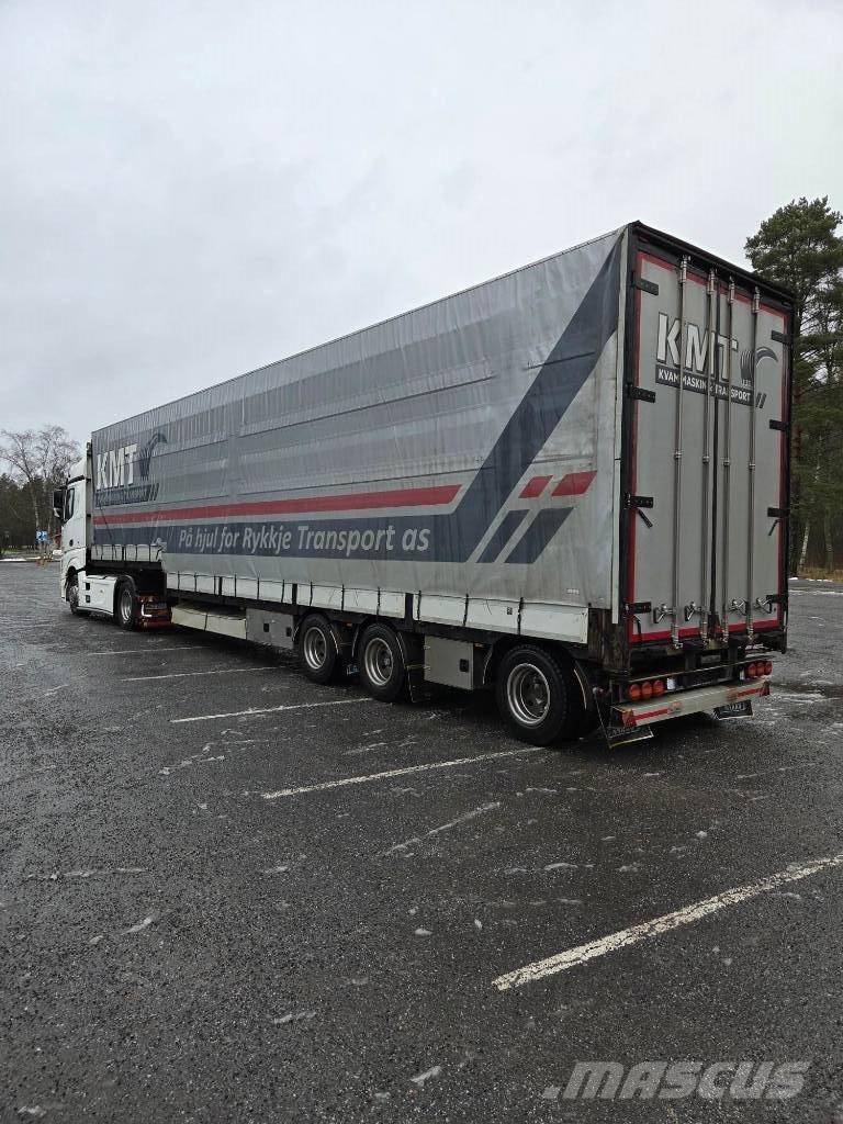 Närko Jumbo Curtain sider semi-trailers