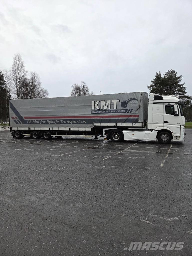 Närko Jumbo Curtain sider semi-trailers