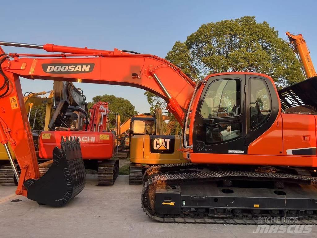 Doosan DX225LC-9C Crawler excavators