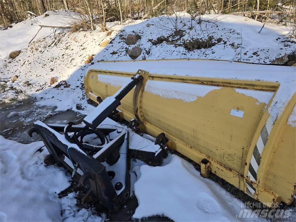 Rote 320 alueaura Snow blades and plows