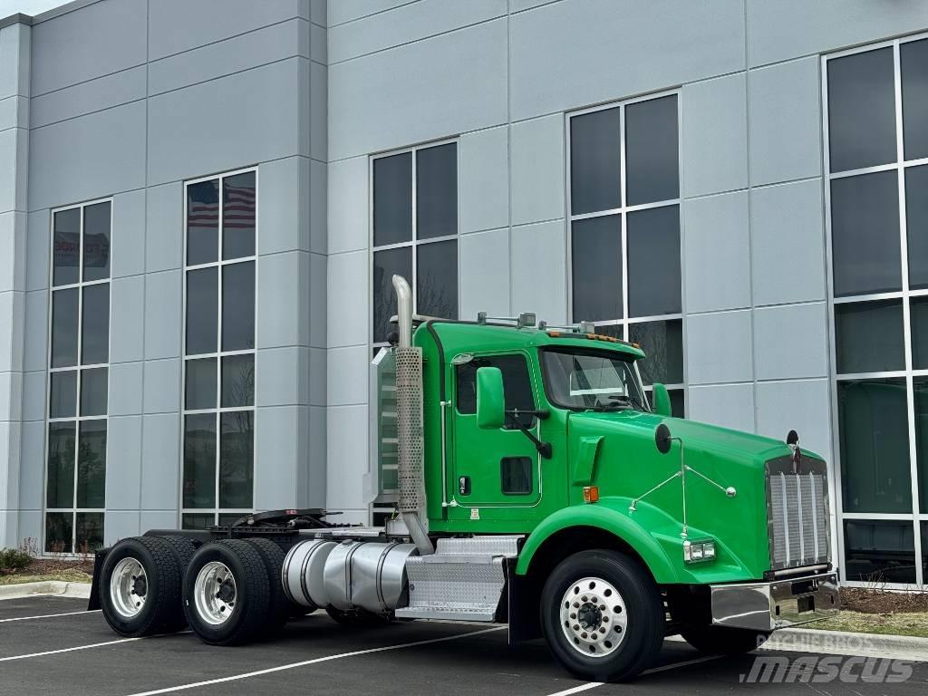 Kenworth T800 Prime Movers