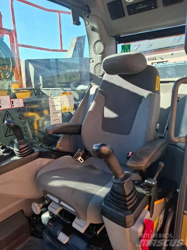Volvo 145EL Mini excavators  7t - 12t