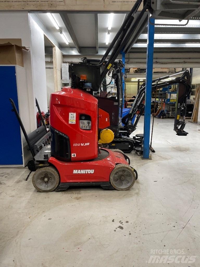 Manitou 100 VJR Used Personnel lifts and access elevators