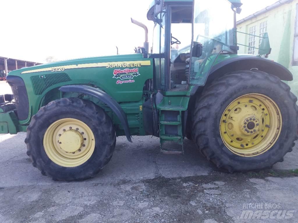 John Deere 8320 Tractors