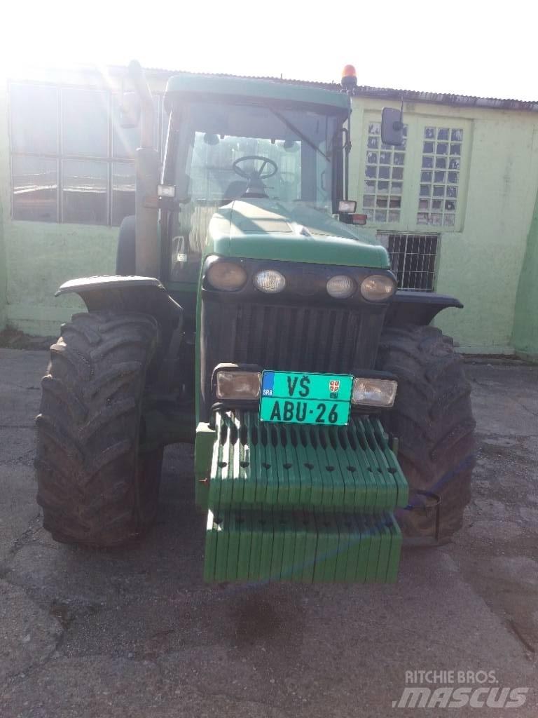 John Deere 8320 Tractors