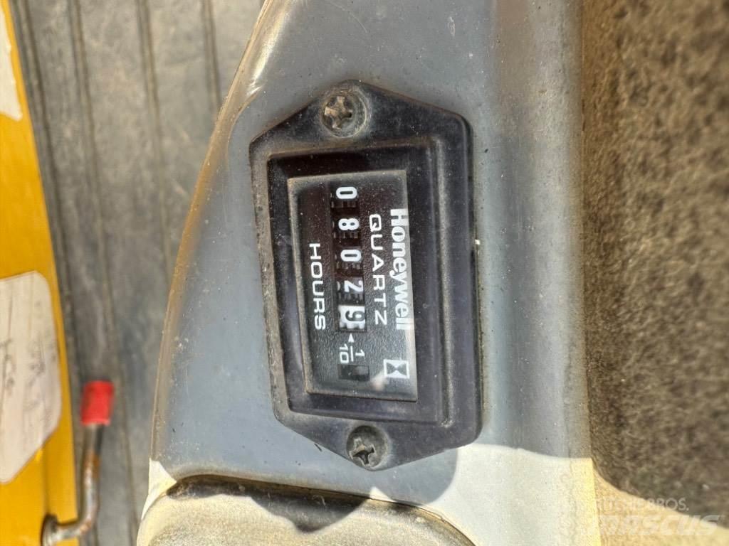 Yanmar SV08 (1C175) Mini excavators < 7t (Mini diggers)