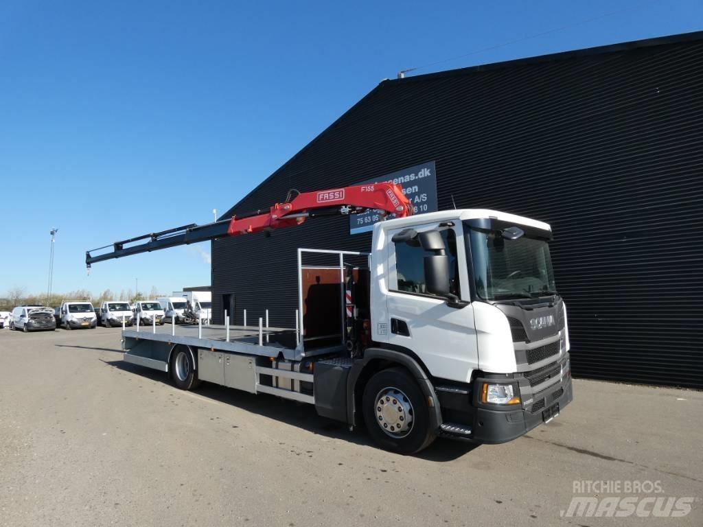 Scania P 220 Truck mounted cranes