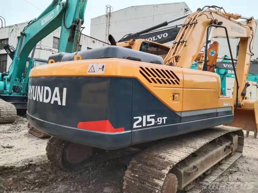 Hyundai R215-9T Wheeled excavators