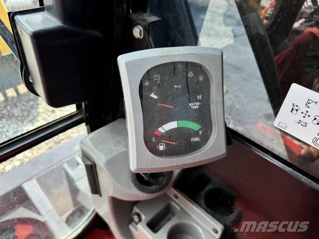 CAT 307 E2 Mini excavators  7t - 12t