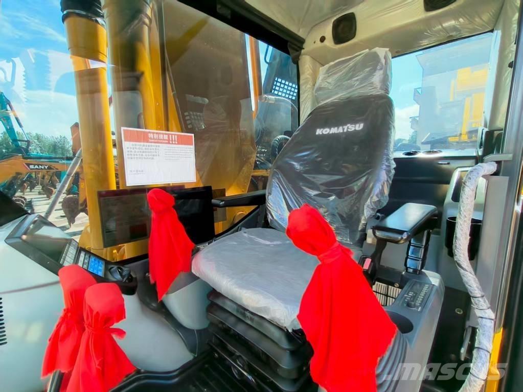 Komatsu PC 220-8 Crawler excavators