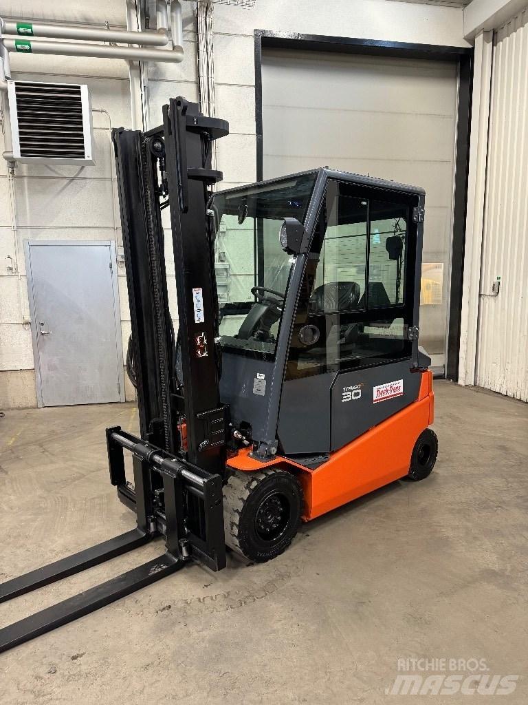 Toyota 8FBMT30 Electric forklift trucks