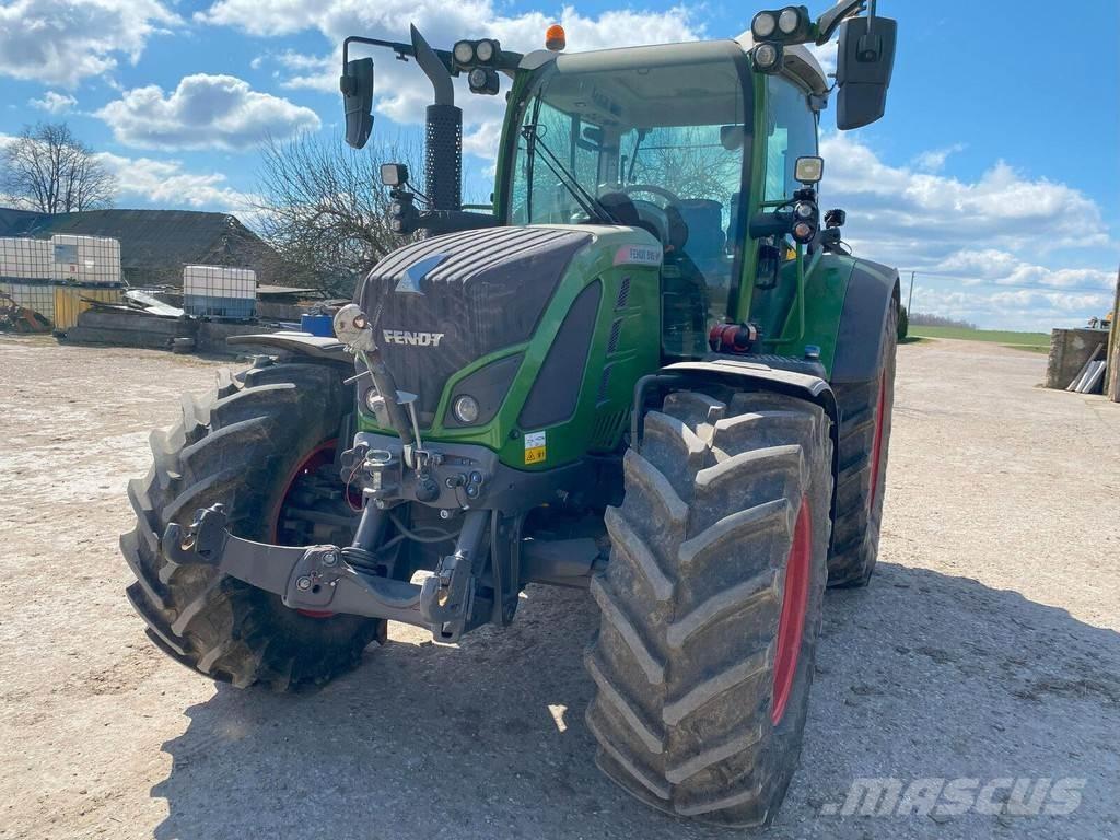 Fendt 516 Vario Tractors