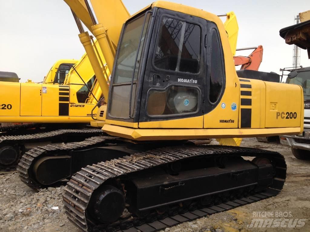 Komatsu PC200-6 Crawler excavators