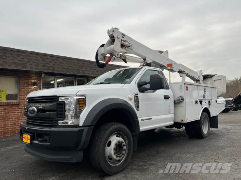 Ford F550 Truck mounted platforms