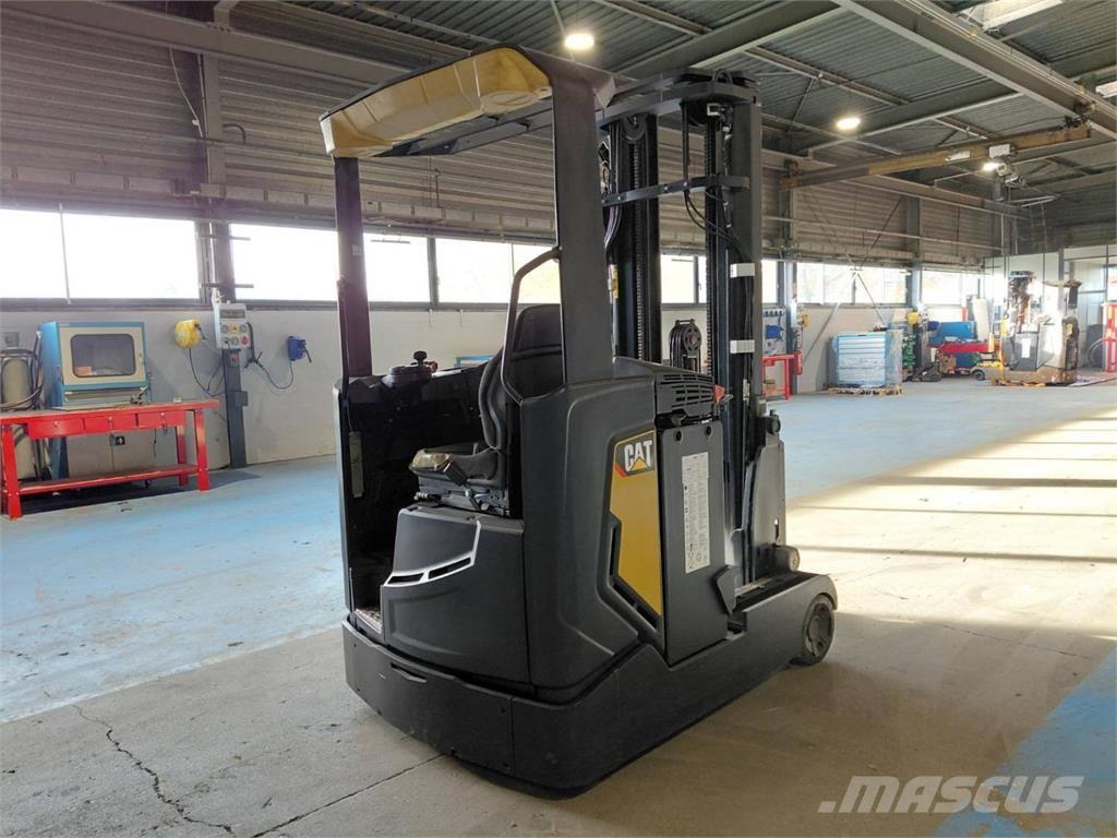 CAT NR16N2 Reach truck