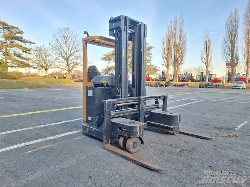 CAT NRM20K Reach truck