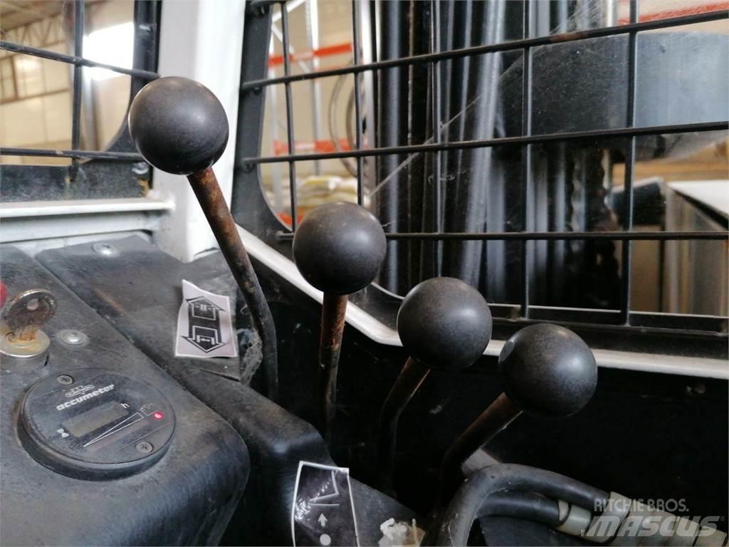 Combilift ESA30 Side loader