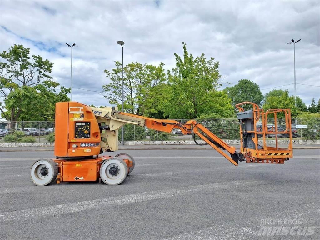 JLG E300AJP Other lifts and platforms