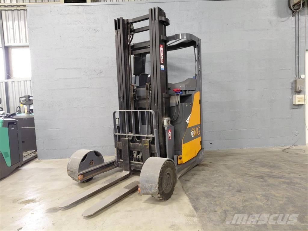 OMG NEOS16 SE Reach truck
