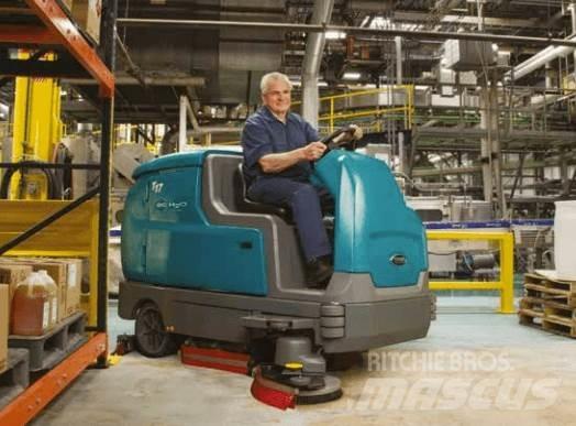 Tennant T17 Sweeper trucks