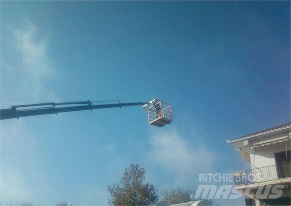 Ferrari  Truck mounted platforms