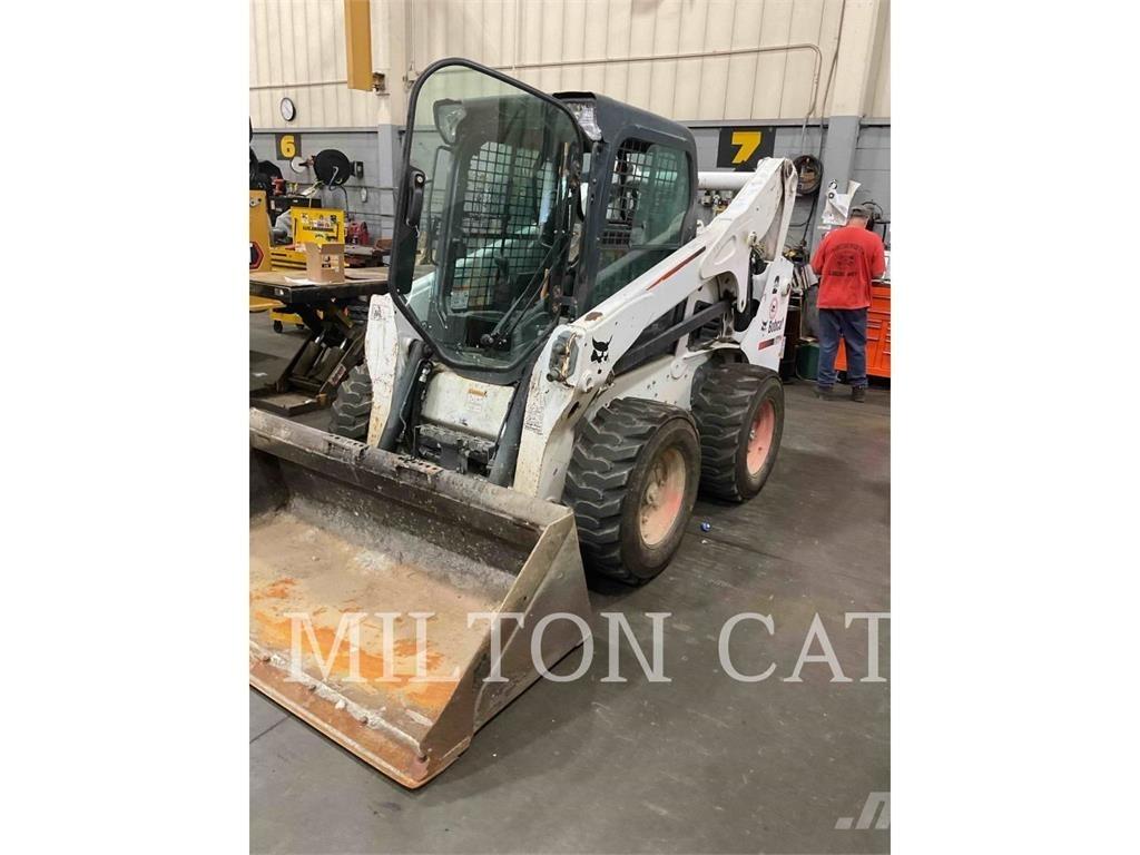 Bobcat S770 Skid steer loaders