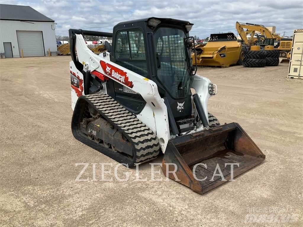 Bobcat T76 Crawler loaders