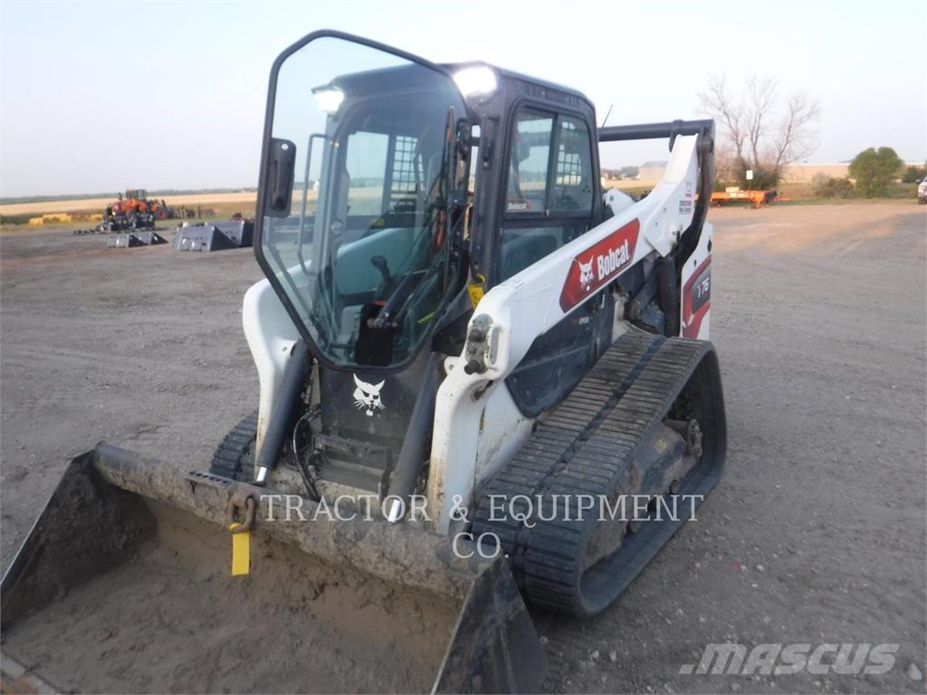 Bobcat T76 Skid steer loaders