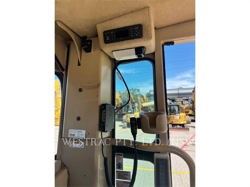 CAT 12H Graders
