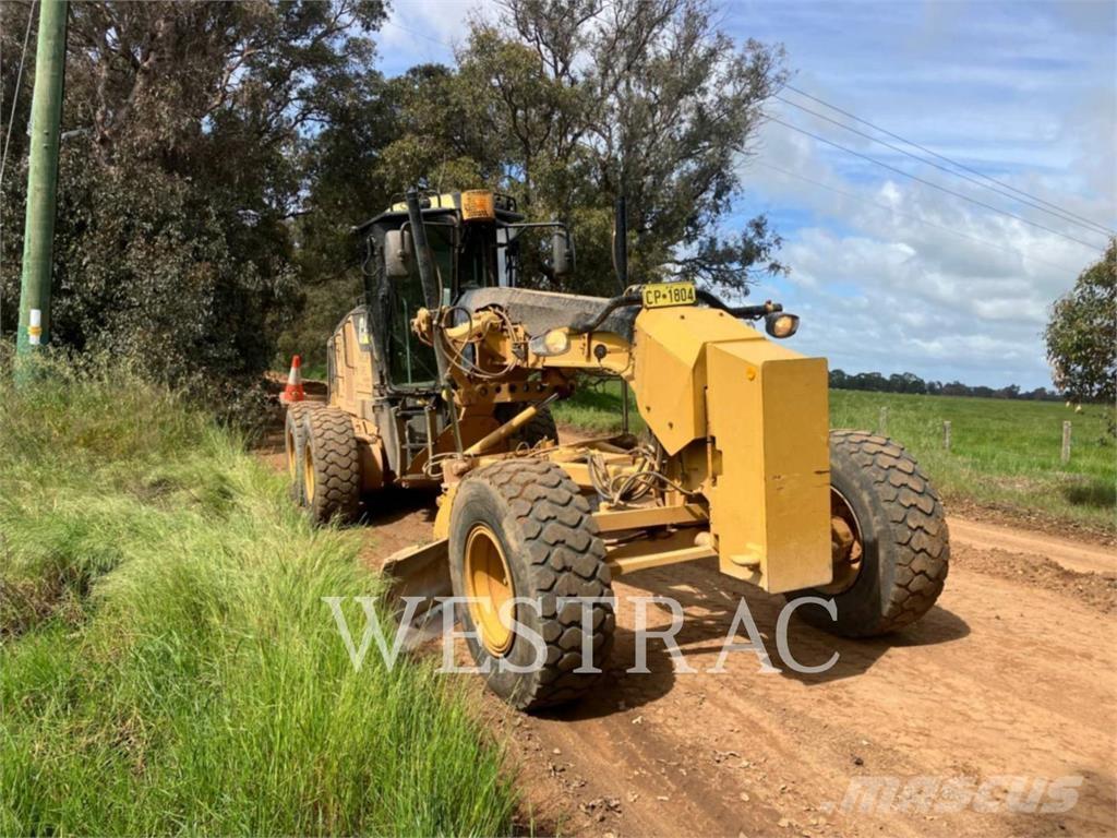 CAT 12M Graders