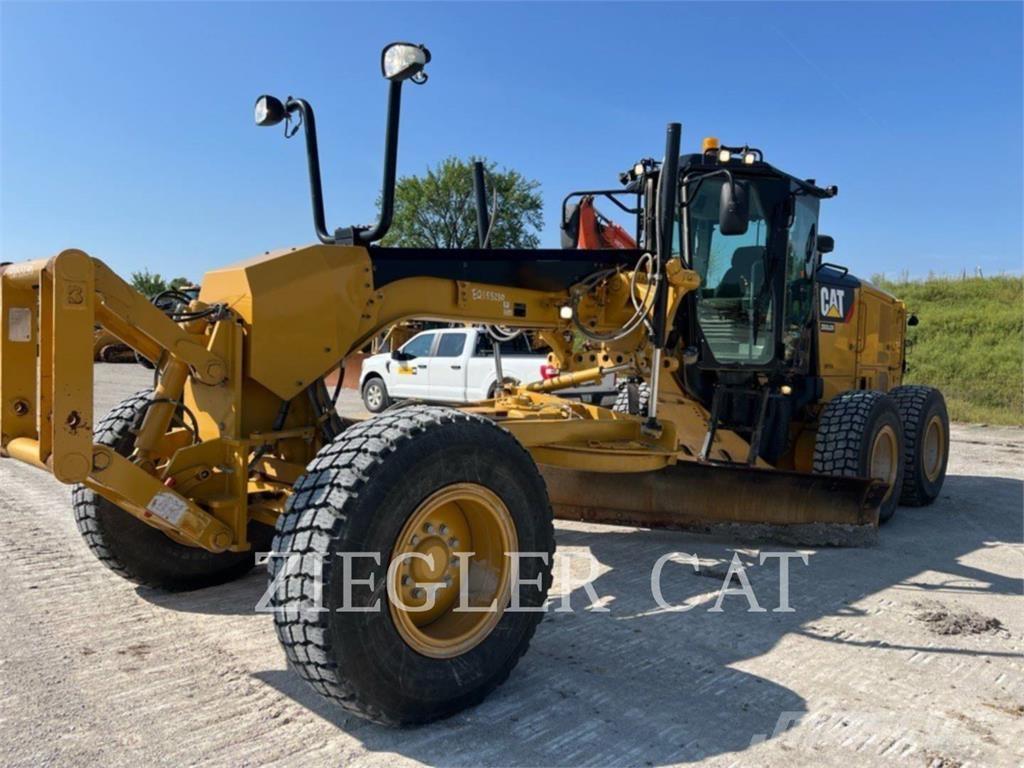 CAT 12M2 Graders