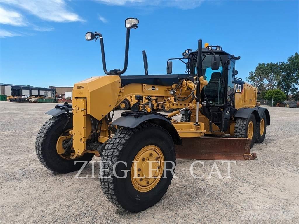 CAT 12M3AWD Graders