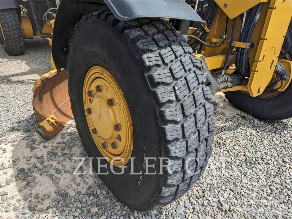 CAT 12M3AWD Graders