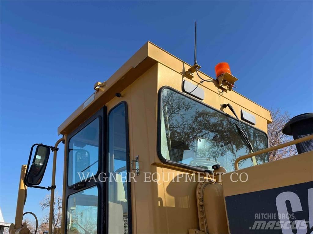 CAT 135H Graders
