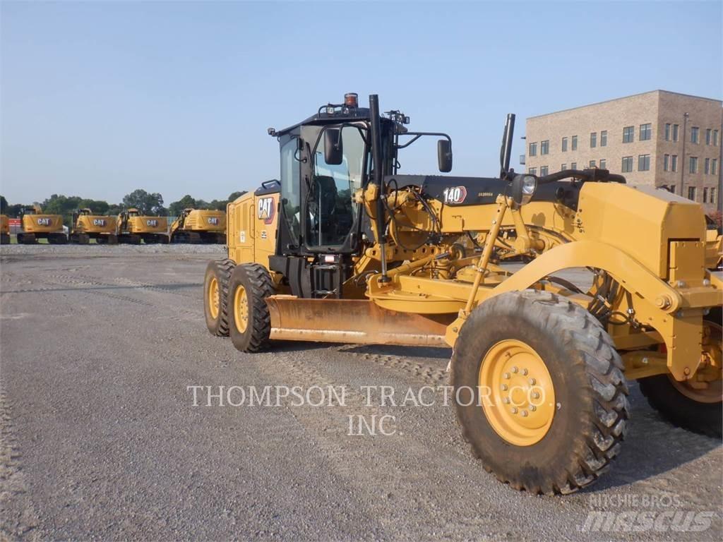 CAT 140 Graders