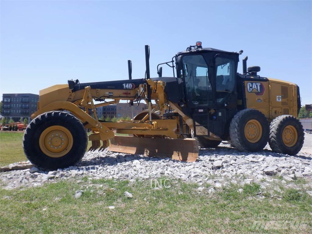 CAT 140 Graders
